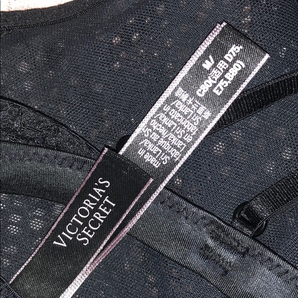 VS Bralettes - Picture 6 of 8